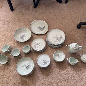 lady empire dinnerware full set with accessories vintage in great condition